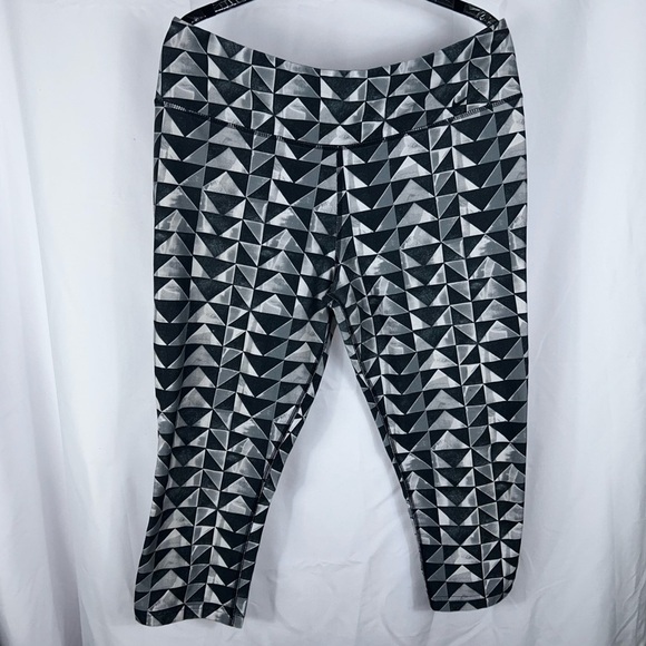 Nike Dri-Fit Leggings Cropped Geometric Print High Rise Thick Workout Pants - Picture 2 of 9